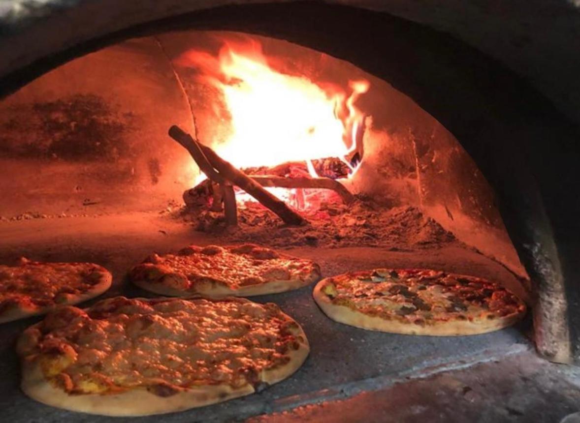 Hotel La Piazzetta Vidiciatico Eksteriør billede