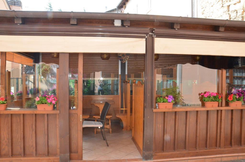 Hotel La Piazzetta Vidiciatico Eksteriør billede